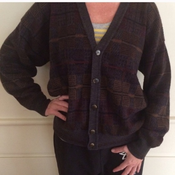 LF Vintage Cardigan - Studded Back Cut Out, Sz M - Picture 4 of 4